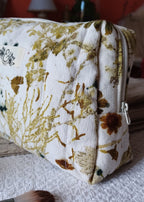 La Trousse de toilette Crocus et Colchique