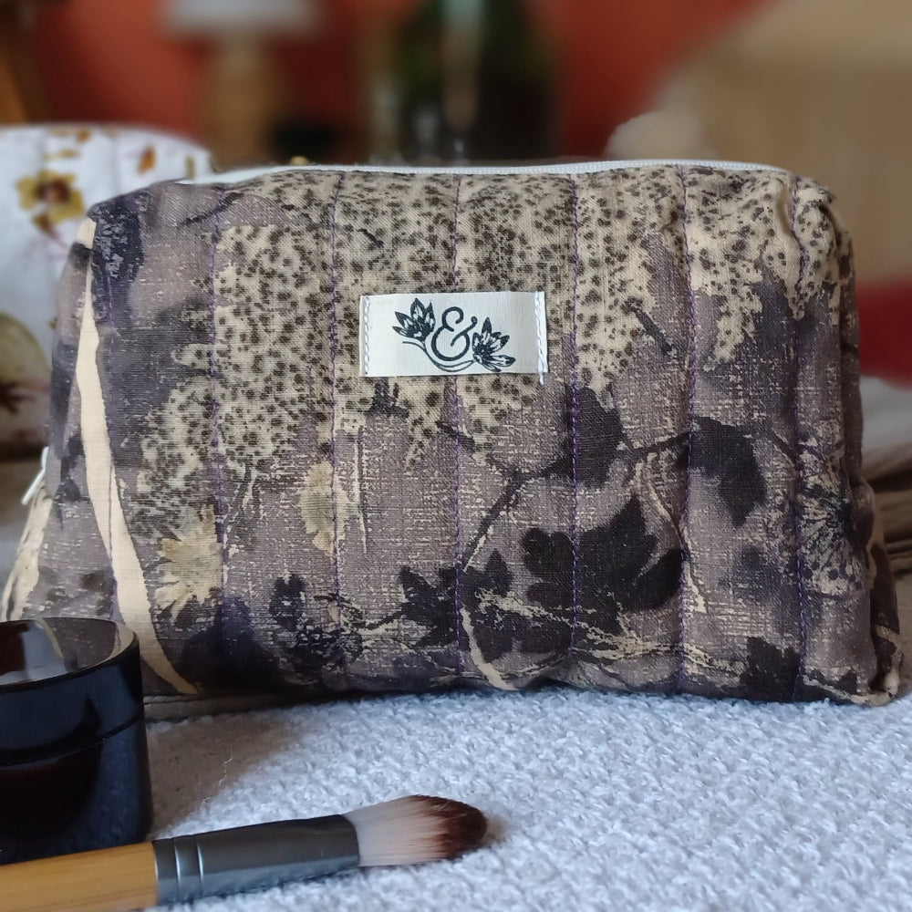 La Trousse de toilette Crocus et Colchique
