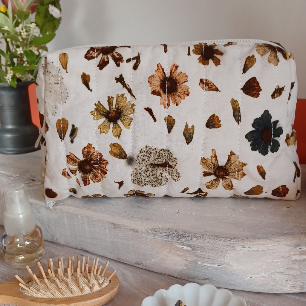 La Trousse de toilette Crocus et Colchique