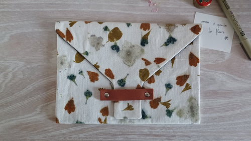 La Pochette « sérieuse » Crocus et Colchique